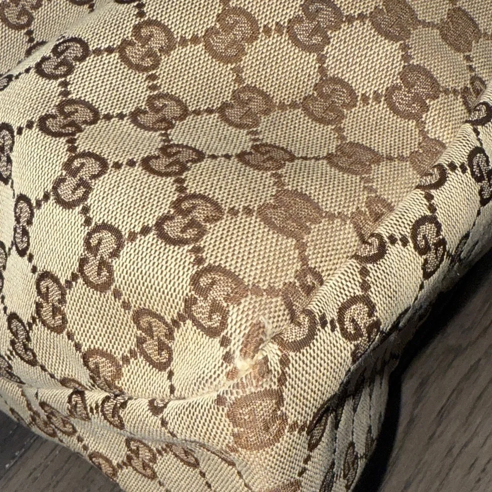 Gucci Tan ivory GG canvas Monogram horsebit large hobo bag with gold hardware